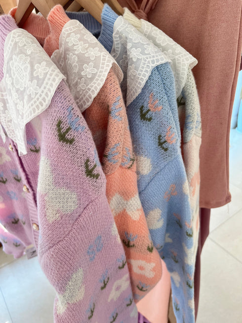 Winter Printed Lacey Collar Sweater